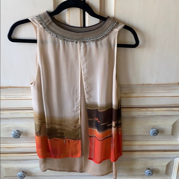 Top - Picture 3 of 5